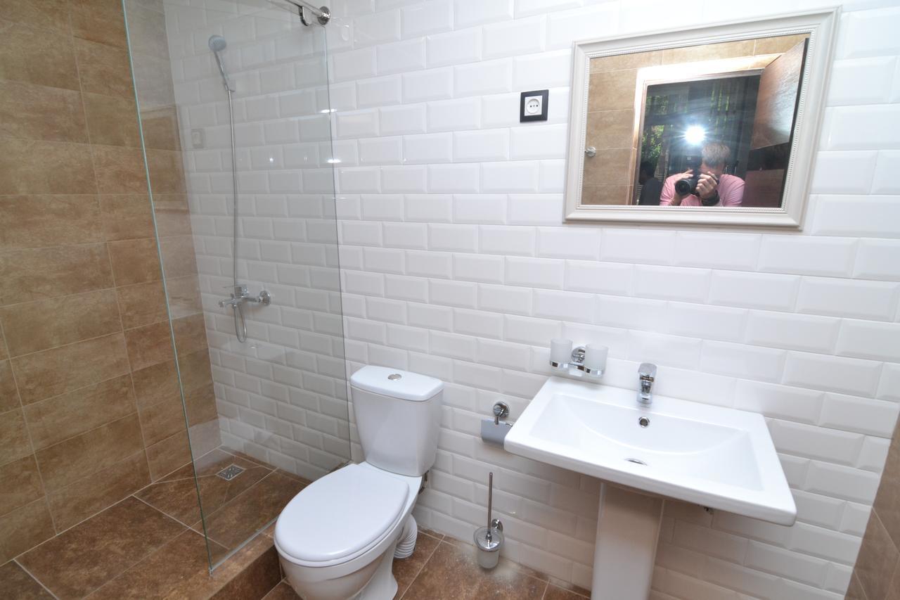 Hotel Apra Pitsunda Dış mekan fotoğraf