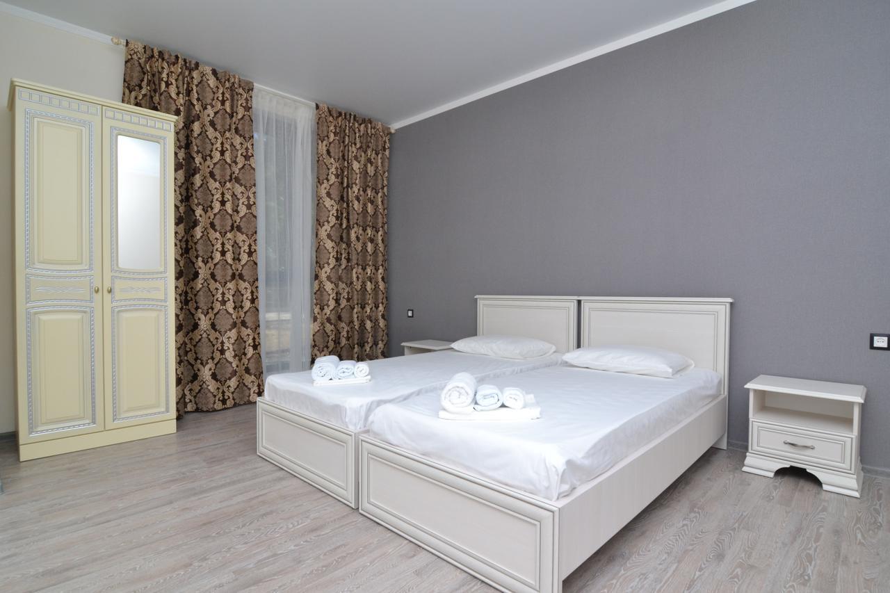Hotel Apra Pitsunda Dış mekan fotoğraf